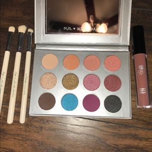 NWT makeup bundle
